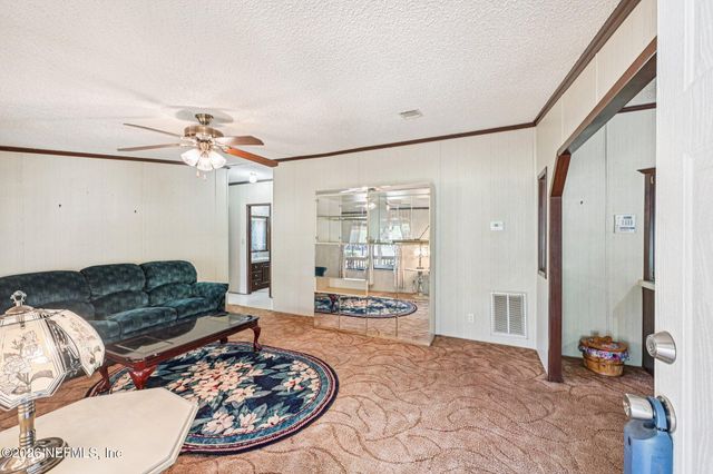 128 SESAME Street, Middleburg, FL 32068