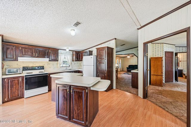 128 SESAME Street, Middleburg, FL 32068