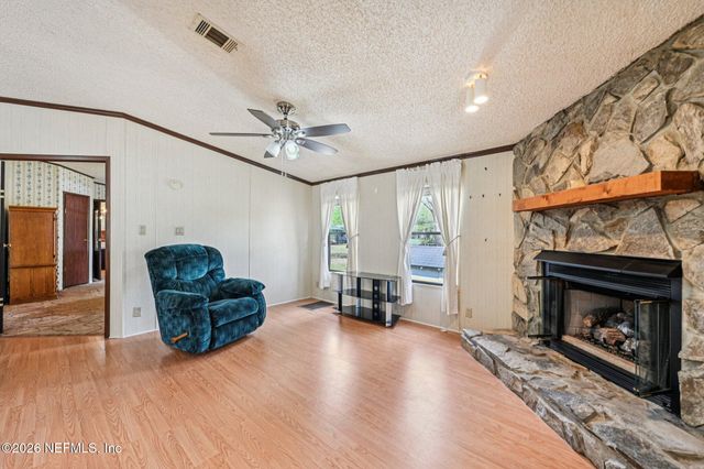 128 SESAME Street, Middleburg, FL 32068