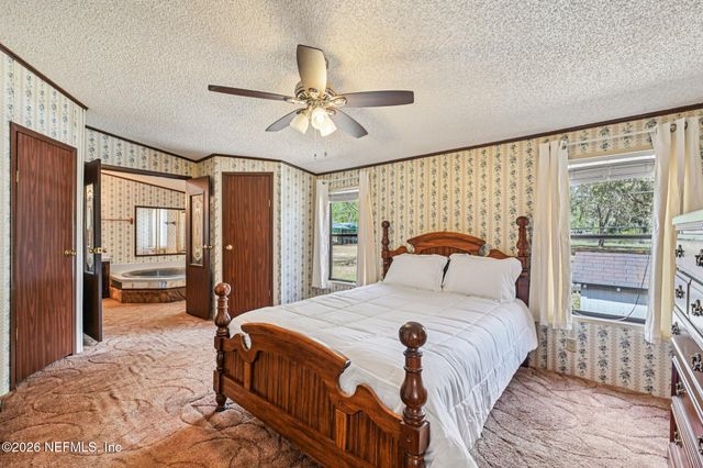 128 SESAME Street, Middleburg, FL 32068