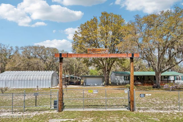 128 SESAME Street, Middleburg, FL 32068