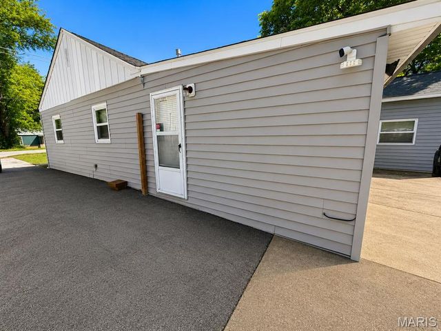 118 Paul Avenue, Ferguson, MO 63135
