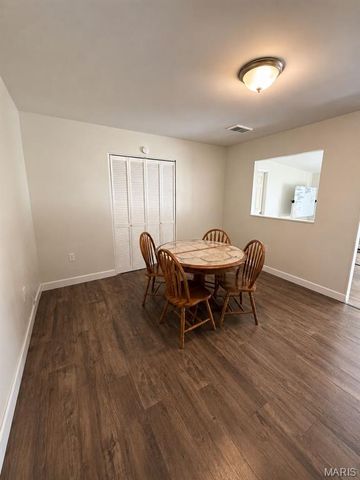118 Paul Avenue, Ferguson, MO 63135