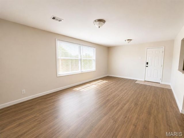 118 Paul Avenue, Ferguson, MO 63135