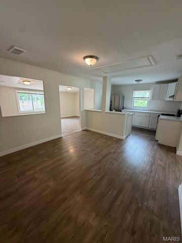 118 Paul Avenue, Ferguson, MO 63135