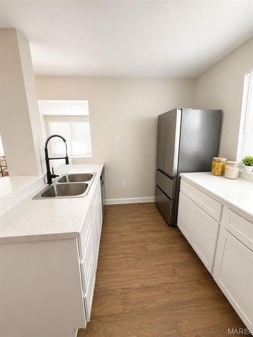 118 Paul Avenue, Ferguson, MO 63135