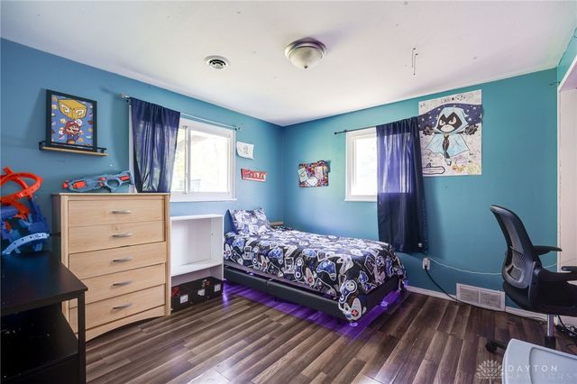 855 Brookfield Road, Dayton, OH 45429