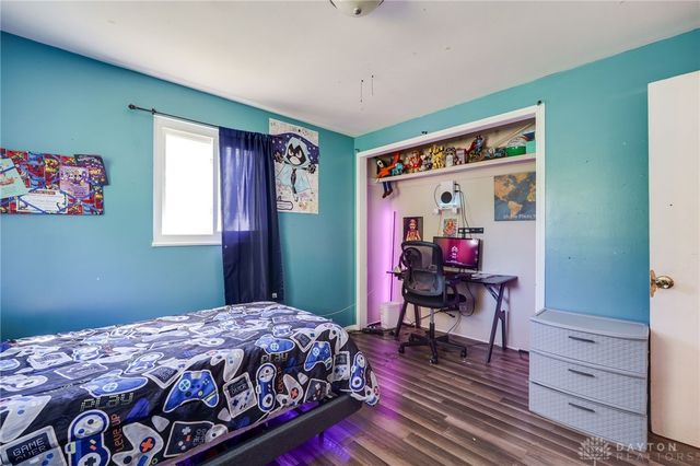 855 Brookfield Road, Dayton, OH 45429