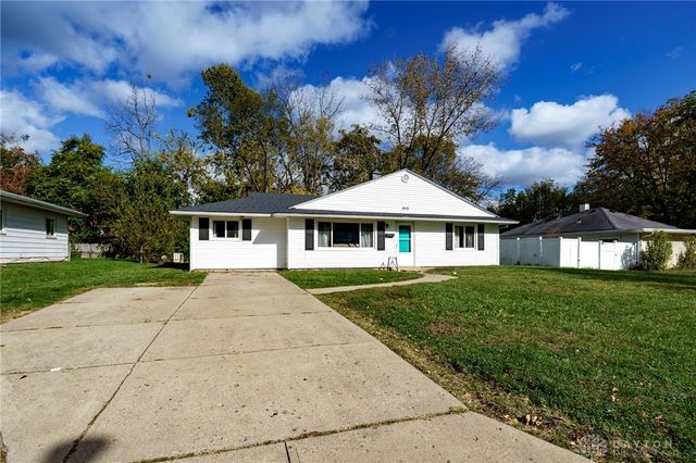 855 Brookfield Road, Dayton, OH 45429