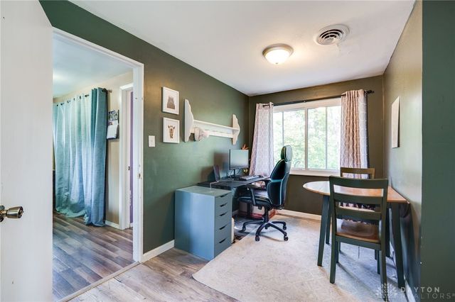 855 Brookfield Road, Dayton, OH 45429