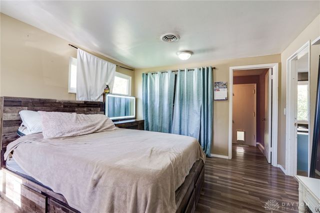 855 Brookfield Road, Dayton, OH 45429