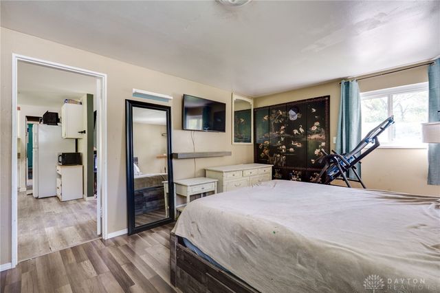 855 Brookfield Road, Dayton, OH 45429