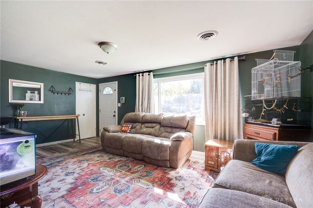 855 Brookfield Road, Dayton, OH 45429