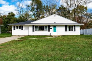 855 Brookfield Road, Dayton, OH 45429