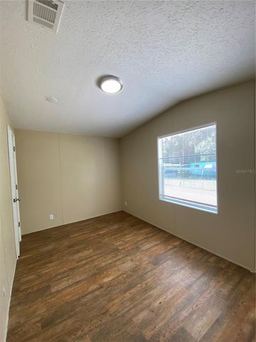 37412 CARRINGER RD 37418, Dade City, FL 33523