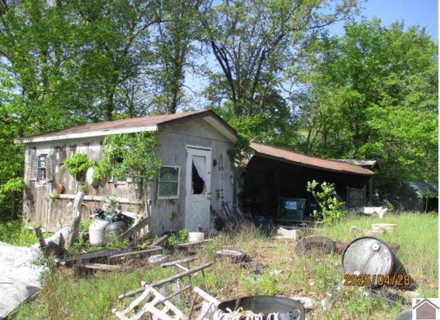 1218 Weston Rd, Marion, KY 42064