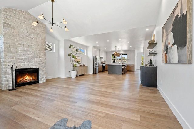 1871 LEDGEVIEW ROAD, De Pere, WI 54115