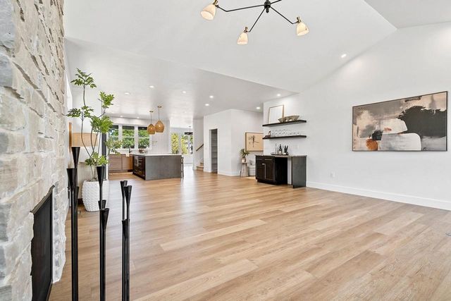 1871 LEDGEVIEW ROAD, De Pere, WI 54115