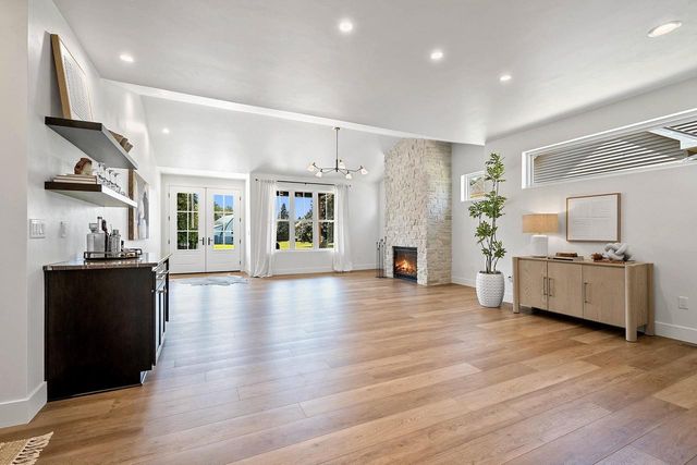 1871 LEDGEVIEW ROAD, De Pere, WI 54115