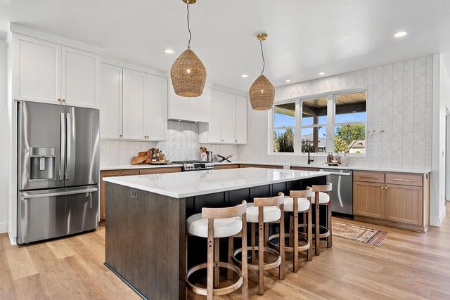 1871 LEDGEVIEW ROAD, De Pere, WI 54115