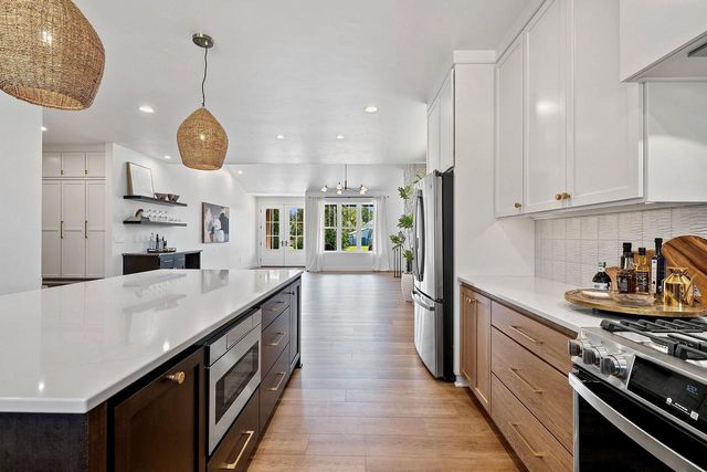 1871 LEDGEVIEW ROAD, De Pere, WI 54115