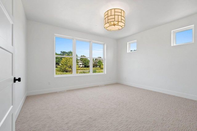 1871 LEDGEVIEW ROAD, De Pere, WI 54115