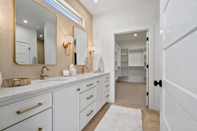 1871 LEDGEVIEW ROAD, De Pere, WI 54115