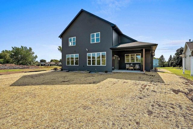 1871 LEDGEVIEW ROAD, De Pere, WI 54115