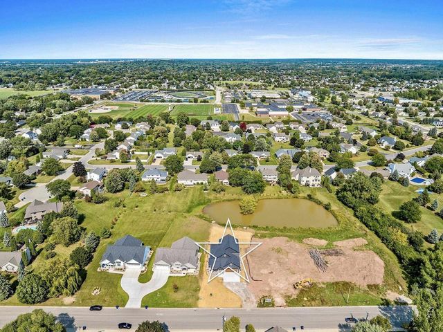 1871 LEDGEVIEW ROAD, De Pere, WI 54115