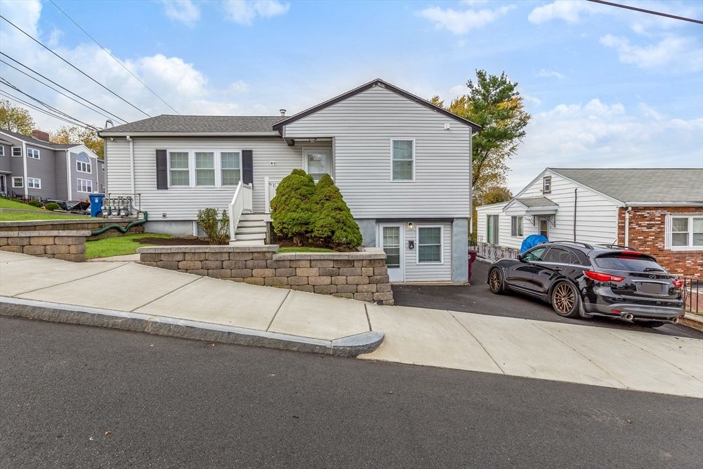41 S Irving St, Revere, MA 02151