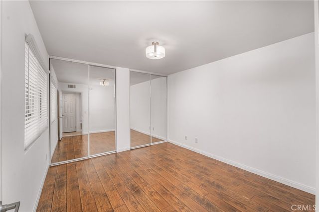 5520 Owensmouth 108, Woodland Hills, CA 91367