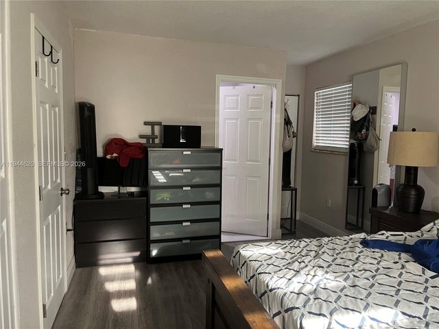 841 N 69th Ave, Hollywood, FL 33024