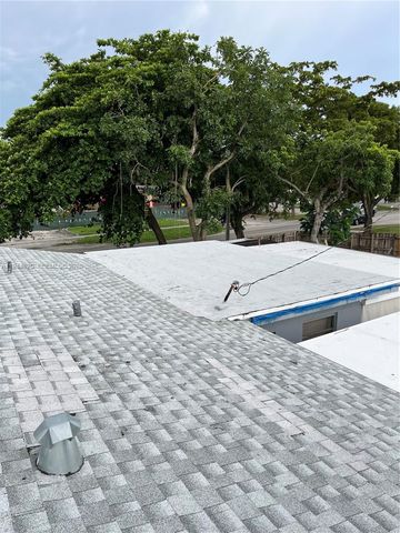 841 N 69th Ave, Hollywood, FL 33024