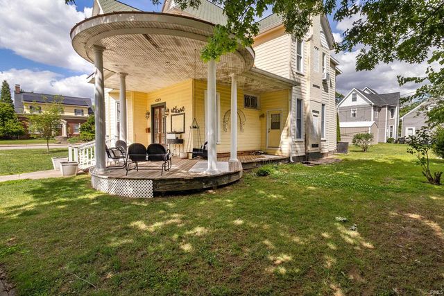 1302 SE First Street, Evansville, IN 47713