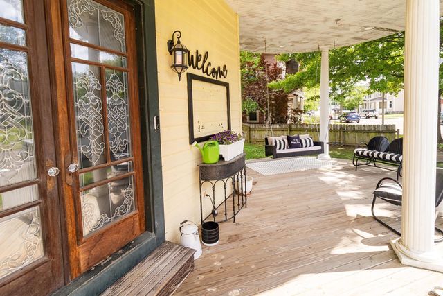 1302 SE First Street, Evansville, IN 47713