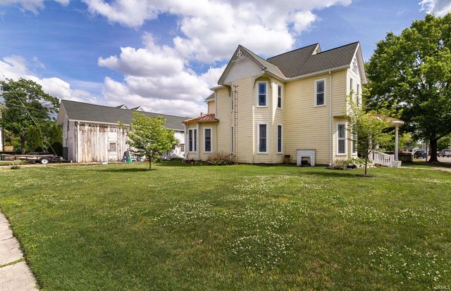 1302 SE First Street, Evansville, IN 47713