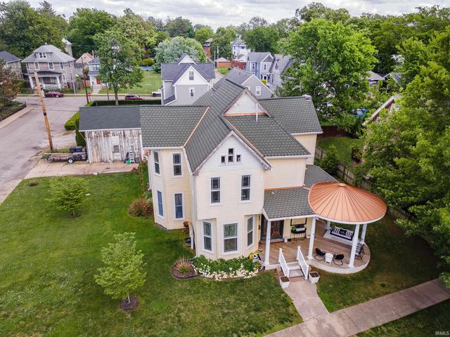 1302 SE First Street, Evansville, IN 47713