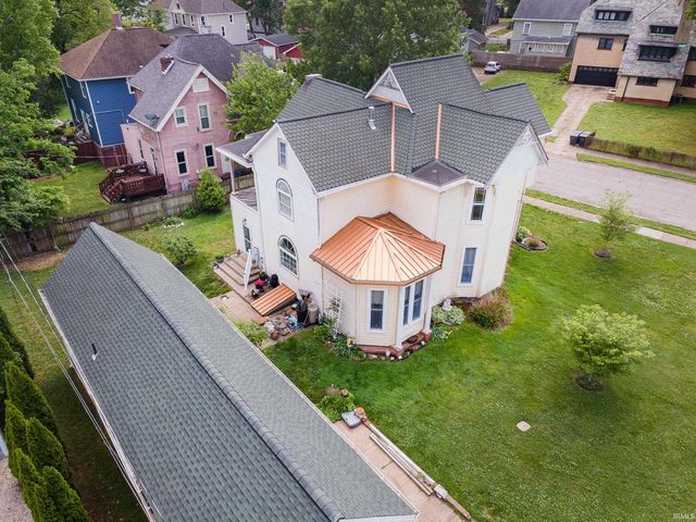 1302 SE First Street, Evansville, IN 47713