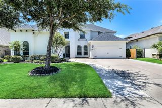 4610 La Escalona Drive, League City, TX 77573