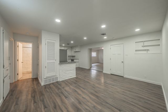 2021 Glenhaven, Haltom City, TX 76117