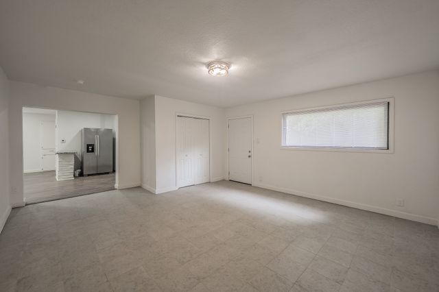 2021 Glenhaven, Haltom City, TX 76117
