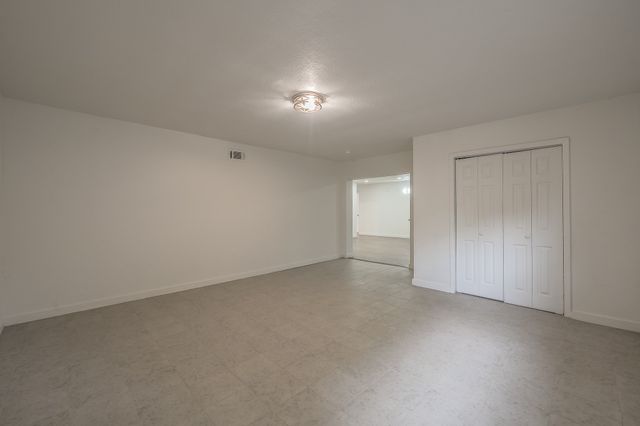 2021 Glenhaven, Haltom City, TX 76117