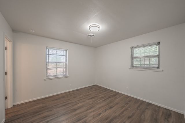 2021 Glenhaven, Haltom City, TX 76117