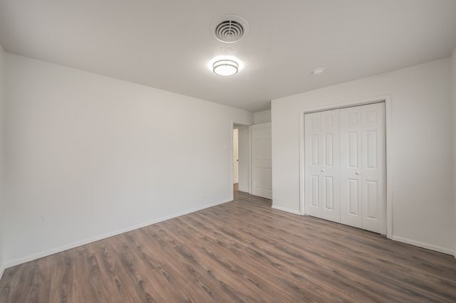 2021 Glenhaven, Haltom City, TX 76117