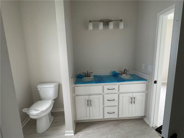 1975 Harvest Road, Liberty, MO 64068