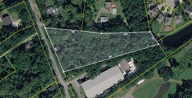 692 Bear Swamp Road, Johns Island, SC 29455