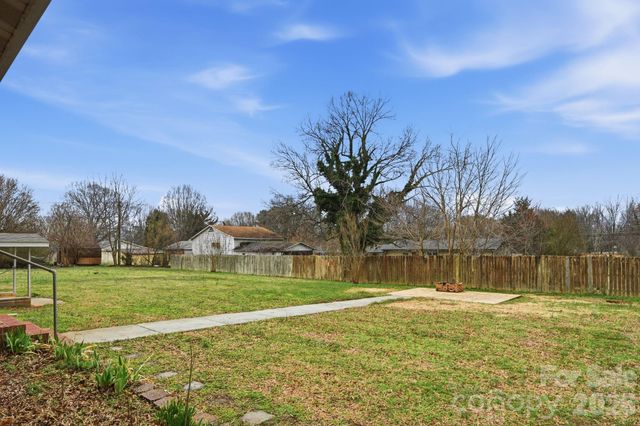 215 Craver Avenue, Salisbury, NC 28146