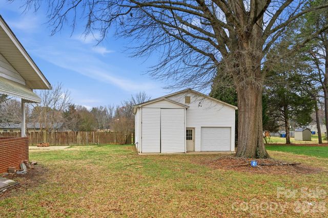215 Craver Avenue, Salisbury, NC 28146