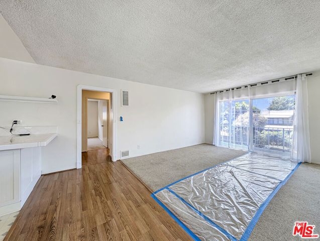 440 Raymond Avenue 20, Santa Monica, CA 90405