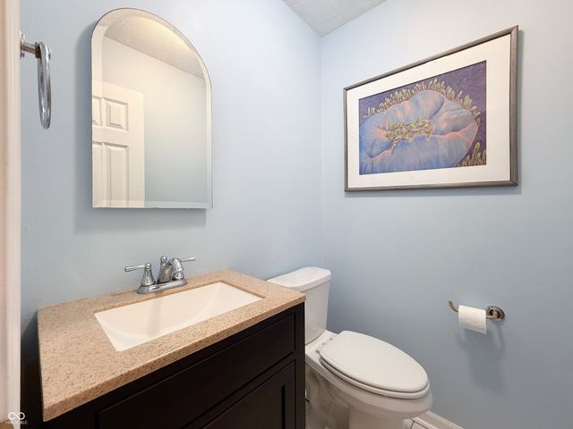 816 Westgate Drive, Anderson, IN 46012